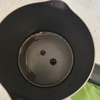 Arzum Okka Rich Spin Süt Dibine Tutuyor
