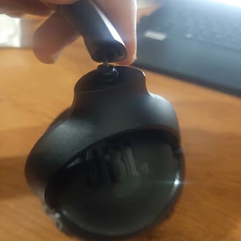 JBL Tune 510bt Kulaklığımın Kulağa Takılan Kısmı Çıktı