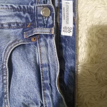 Stradivarius Jean Kemer Yeri 2 Günde Deforme Oldu, Ayıplı Ürün