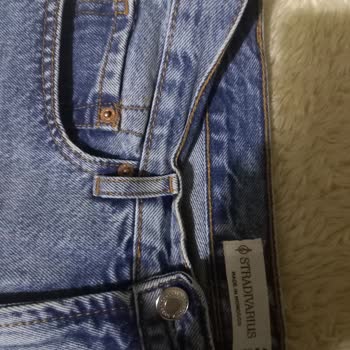 Stradivarius Jean Kemer Yeri 2 Günde Deforme Oldu, Ayıplı Ürün