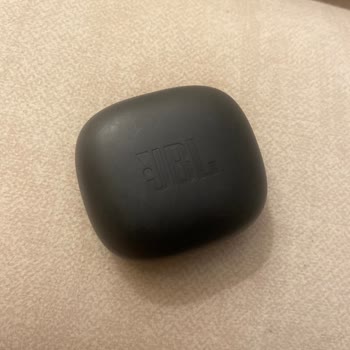 JBL Wave 300 Kulaklığım Şarj Olmuyor Lütfen Yardımcı Olur Musunuz?