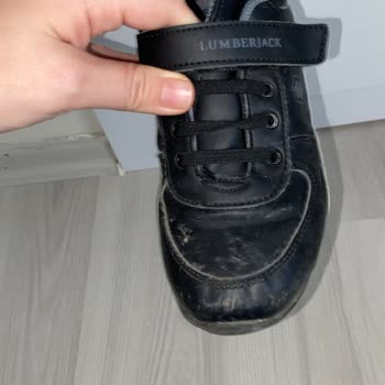 FLO Ayakkabı FLO'dan Alınan Çocuk Ayakkabısının Kalitesizliği