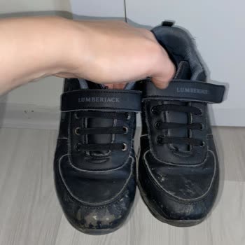 FLO Ayakkabı FLO'dan Alınan Çocuk Ayakkabısının Kalitesizliği