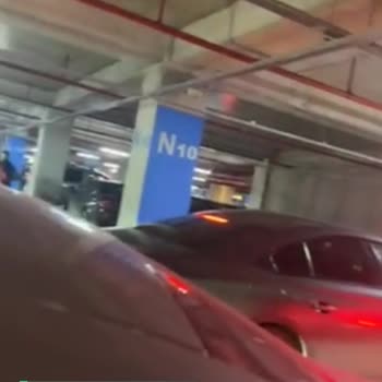 Uniq İstanbul Otopark Yetersizliği Ve Saatlerce Otoparkın İçinde Beklemek!