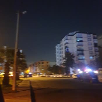 Karşıyaka Belediyesi Karşıyaka'da Aydınlatma Sorunu