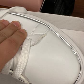 Elle Ayakkabı 2 Günlük Ayakkabıya Değişim Yapmıyor