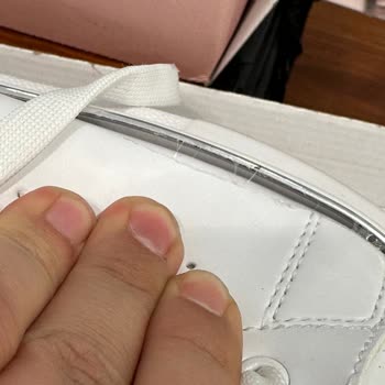 Elle Ayakkabı 2 Günlük Ayakkabıya Değişim Yapmıyor