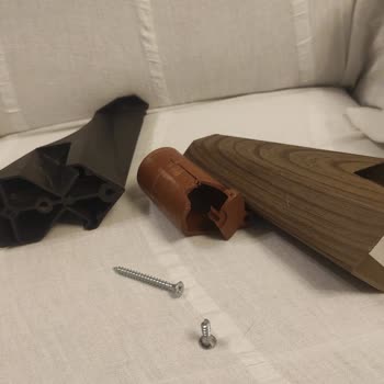 1 Senelik Koltuğun Ayağı Kırıldı! Kalitesiz Kelebek Mobilya!