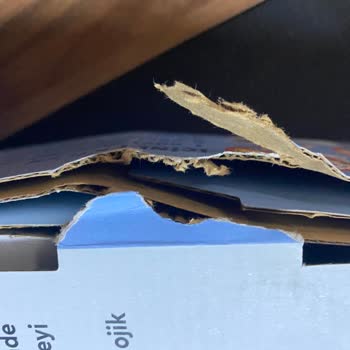 Amazon Kocaeli Depo Ürünlerimizi Parçaladı