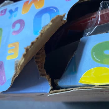 Amazon Kocaeli Depo Ürünlerimizi Parçaladı