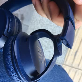 JBL Tune 510bt Kulaklık Dönen Kısmı Kırıl