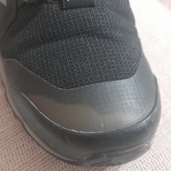 Adidas Mağduriyetimi Gidermedi, 1 Aylık Ayakkabıyı Mağduruyum