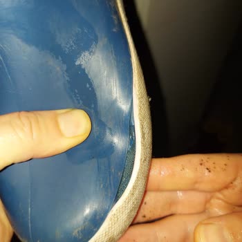 İgor Çizme 3 Giymede Yırtıldı