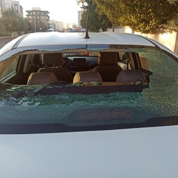 Fiat Egea Arka Cam Patlaması