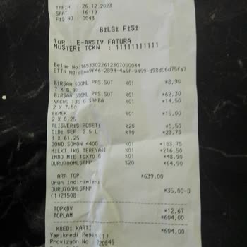 A101den Aldığımız Ve Bize İndirimde Diye İtelenen Sütler Bozuk Çıktı
