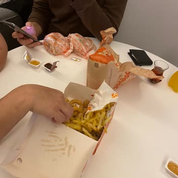 Popeyes Eksik Ürün Ve Bayat Ürün
