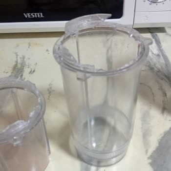 Arzum Shaken Take Joy Bıçağı Parçalıyor