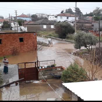 İzmir Büyükşehir Belediyesi İlgisiz