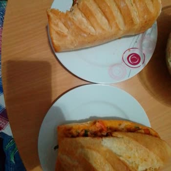 Yemeksepeti Aldatıcı Fotoğraf İle Ekmek Arası Satışı