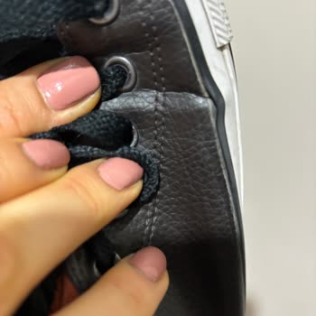 Converse Marka Ayıplı Ürün