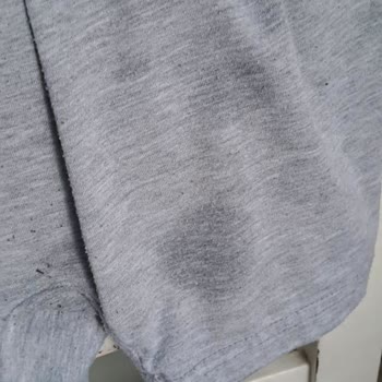 Bosch Marka Çamaşır Makinesi Yağ Lekesi Bırakıyor