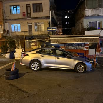 Sarıyer Belediyesi Devletin Yolunu Kendi Park Yeri Sanmaları