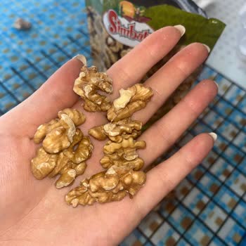 Simbat Kuruyemiş Ceviz Kurtlu Ürün