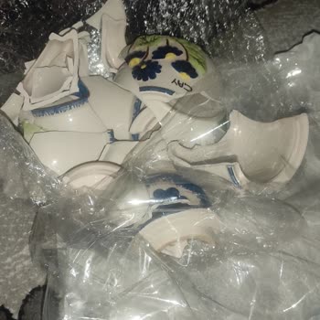 Sürat Kargo Kırılacak Eşya Olmasına Rağmen Kırıldı