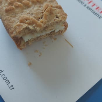 Ülker Ürünün İçinden Çıkan Sivri Çubuklar