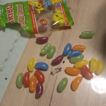 Haribo Çoklu Pakette Beklenmedik Misafir: Marketten Alınan Jelibonun İçinden Çıkan Sürpriz