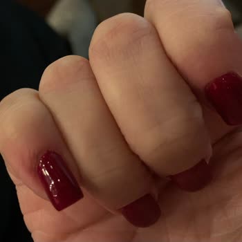 Eylül Öztürk Nail Spa Bahçeşehir Şubesinde Manikür Çok Kötü!