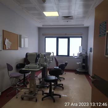 Mardin Eğitim Ve Araştırma Hastanesi Doktorlar Yerinde Olmuyor