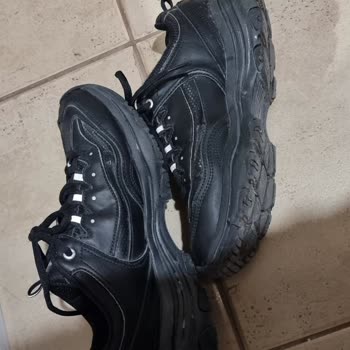 Skechers Güvendiğimize Pişman Etti