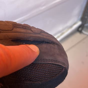 Skechers Bot Değişim Ya Da Ücret İadesi Talebi