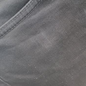 Mavi Marka Pantolonda Renk Solması Ve Aşınma Sorunları