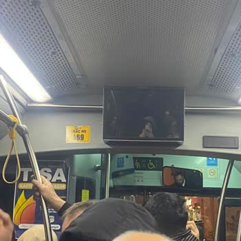 Konya Büyükşehir Belediyesi Duraktan Yolcu Almadı