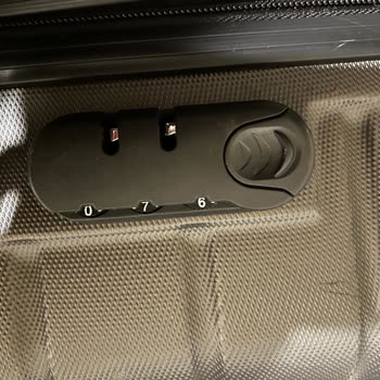 Pegasus Bavulumun Kilidini Kırdılar