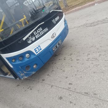 Elazığ Belediyesi Otobüs Şoförünün Sürekli İndirmemesi