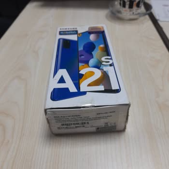 Avansas Sipariş Edilen Yeni Telefonun Hasarlı Ve İkinci El Çıkması Sorunu