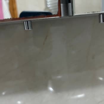 Vitra Aynası Paslanıyor, Küvet Su Kaçırıyor!