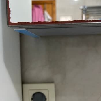 Vitra Aynası Paslanıyor, Küvet Su Kaçırıyor!