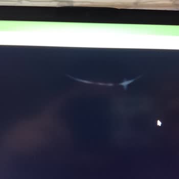 Monster Notebook Ekranda Ölü Piksel Oluşması