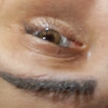 Saloons Güzellik Salonu Kaşımın Etini, Kaşımı Mahvettiler