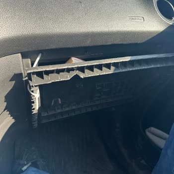 Ford İlgisiz Servis Ayıplı Hizmetin Giderilmesi