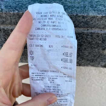 Vogue Lux Güzellik Merkezi Hizmet Almadığım Halde Para İademi Yapmıyorlar