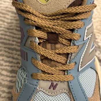 Bursa As Outlet Bulldozer Orijinalliği Şüpheli Ayakkabı Satışı