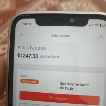 Vodafone İnsanlar Çöpten Para Toplandığını Zannediyor