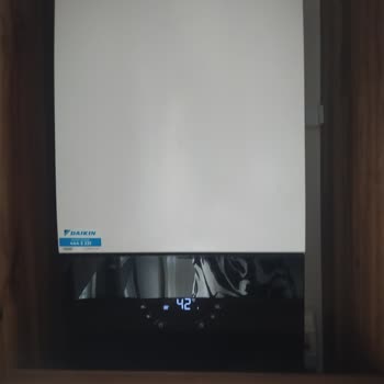 Daikin 6 Ayda Bozulan Kombi Ve Servis Çilesi