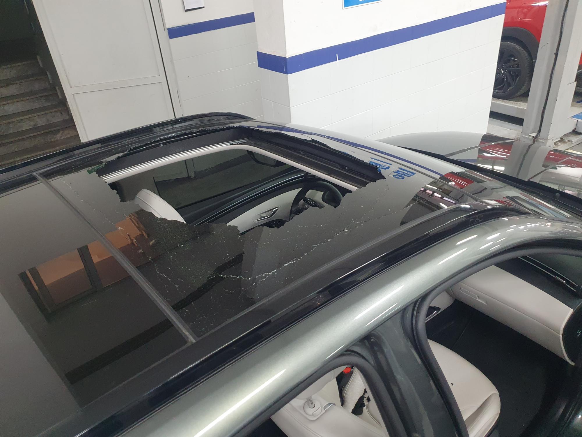 Hyundai Tucson Sunroof Patlaması Şikayetvar