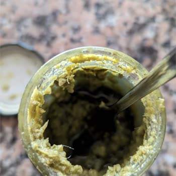 Pastavilla Pesto İçerisinde Yabancı Madde